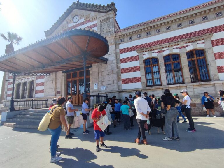 SERNATUR realizó walking tour con niños, niñas y adolescentes de residencias pertenecientes al programa Mejor Niñez